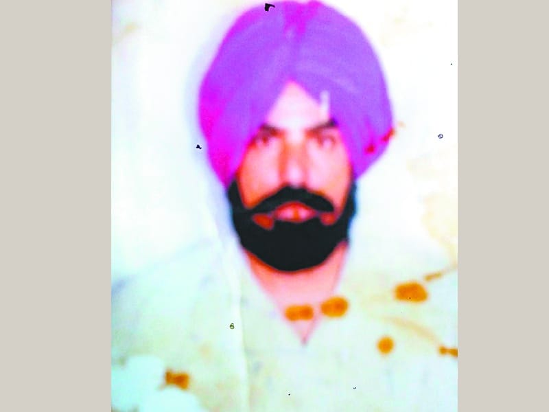 suicide, farmer commit suicide in mansa, mansa suicide