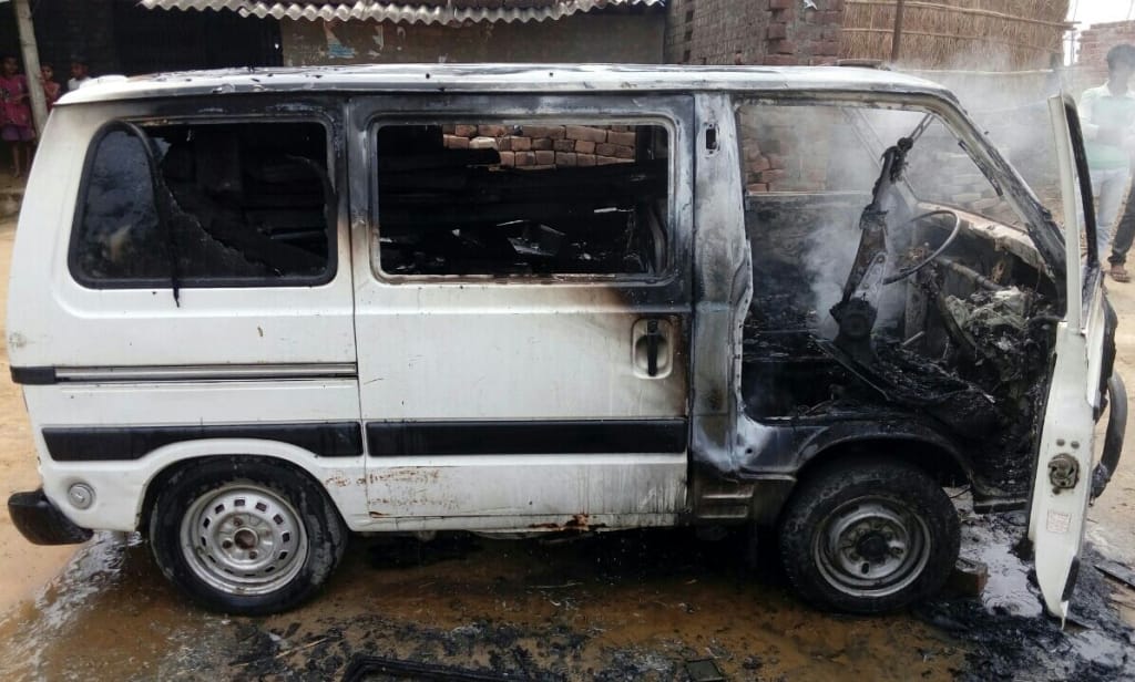 maruti van fire short circuiet