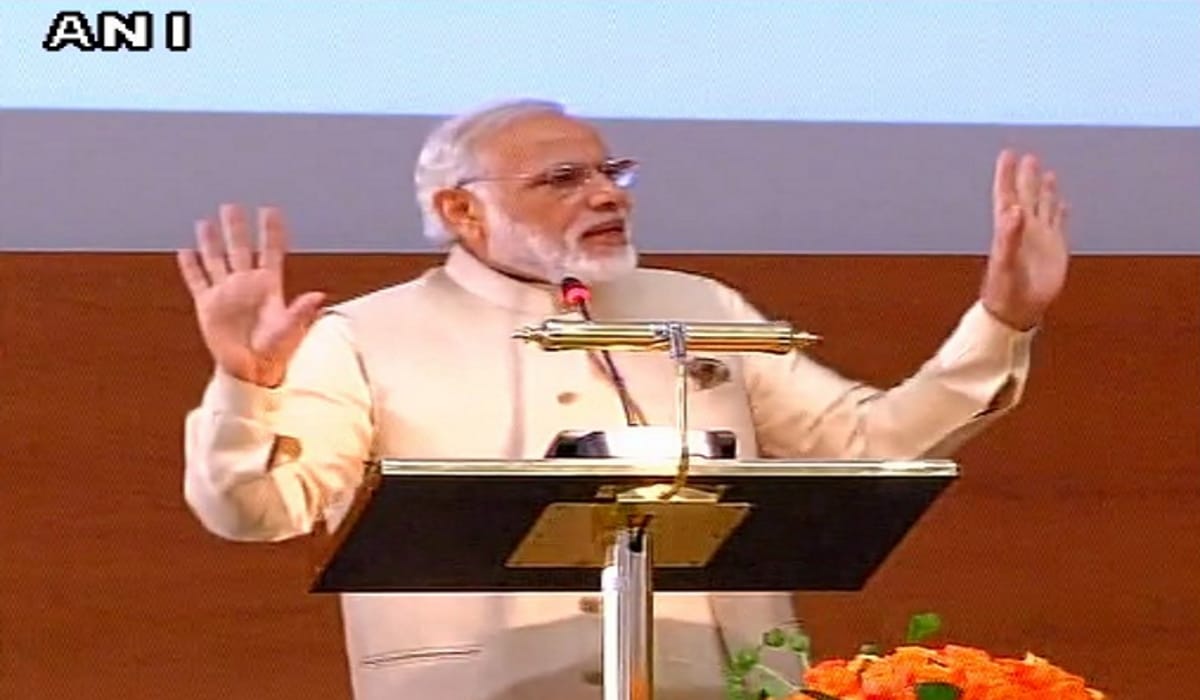 11 historical mistakes of Narendra Modi