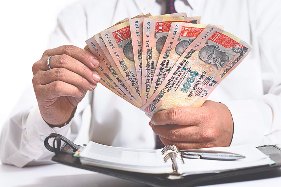 will examine all pension holders in South Delhi Municipal Corporation 