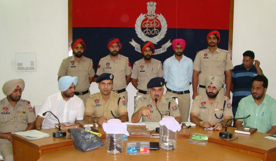 international hackers gang exposed in patiala, 6 arrested with weapons 