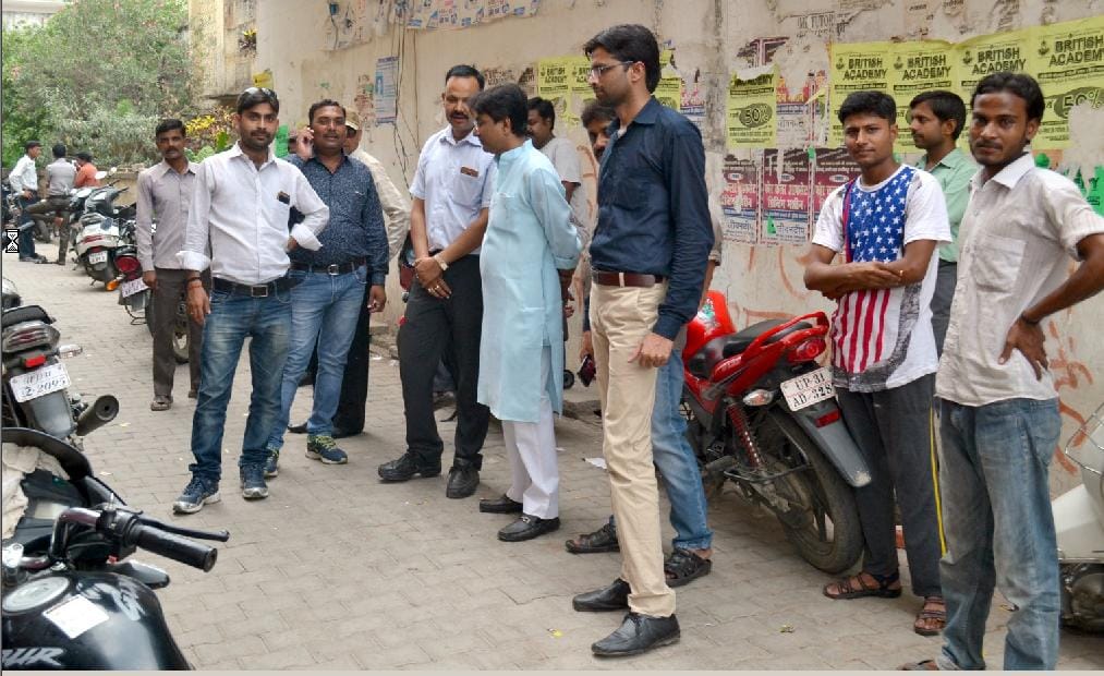 Bajrang Dal activists putting raging religious tiles