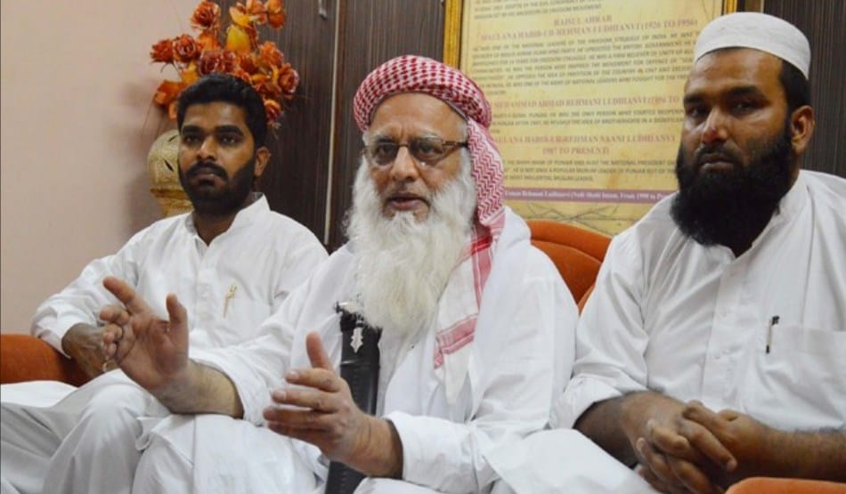 amazing story of sikh and muslim family friendship, sikh constructed the mosque in village