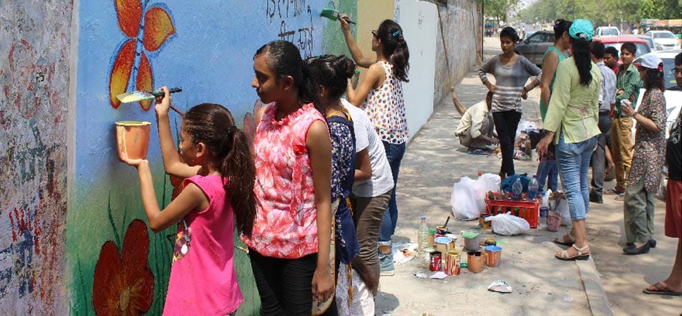 Dirty wall paintings panting, being hygiene message