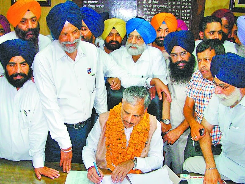 Improvement Trust, Chairman, rank, Vishnu Sharma, Patiala