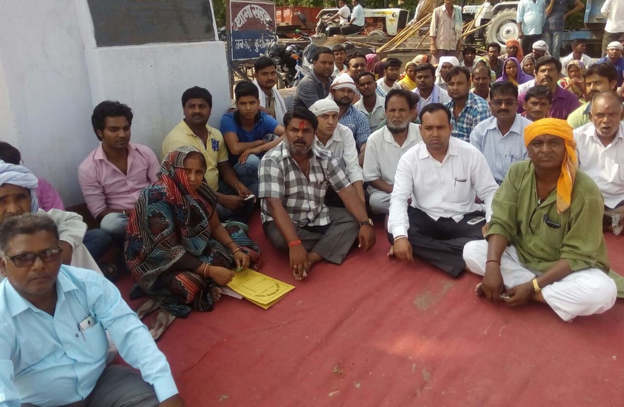 Nagar Panchayat chief squatted