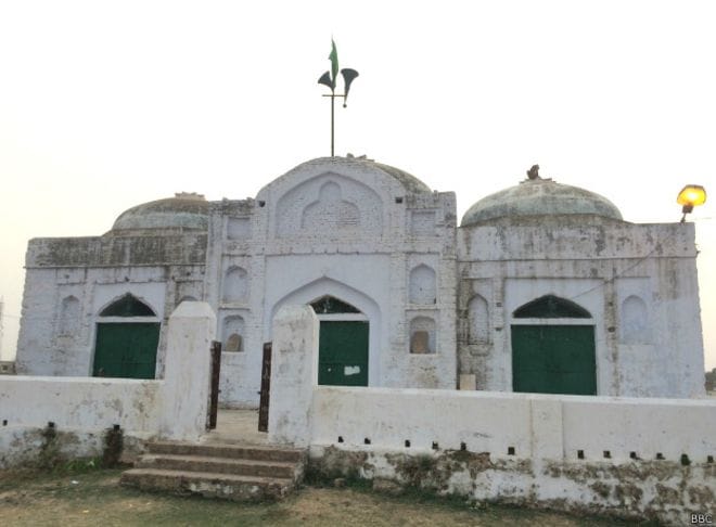 are these three babari masque?