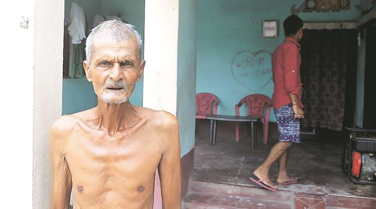 anyone could be nervous seeing camera first Bihar toppers Grandpa