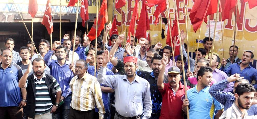 shongtong project workers camp set on fire