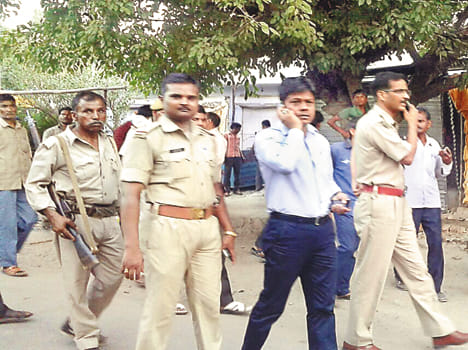 Devnagr intersection remove encroachment