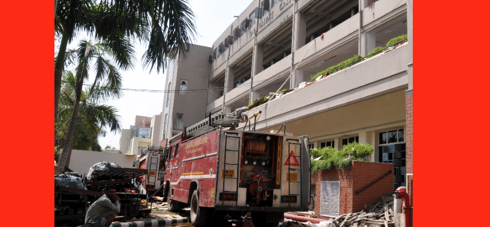 Short circuit fire in a garment company, has blown all around
