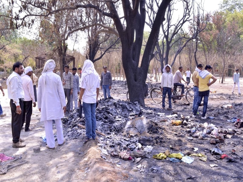 eleven died due to fire in jawahar bagh