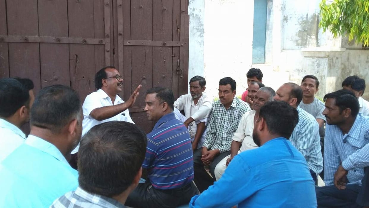 Looking miscreants escaped, kin detained
