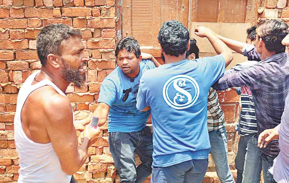 gambling,sambhal,police