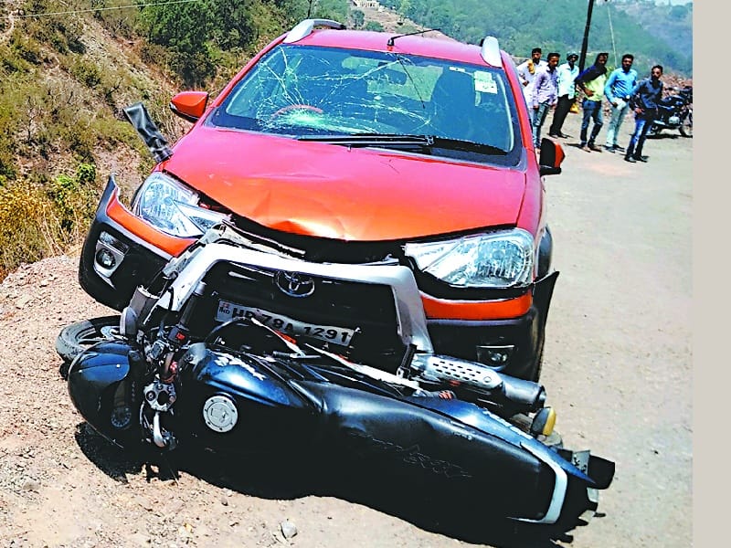 2 people died in an accident