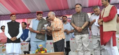 Nitin Gadkari announcement for himachal at kangra rally.