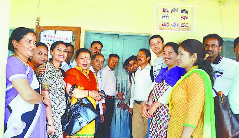 Teachers in SSA District Project Office studded locks