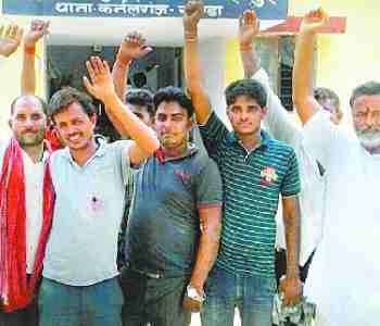 protest the villagers 