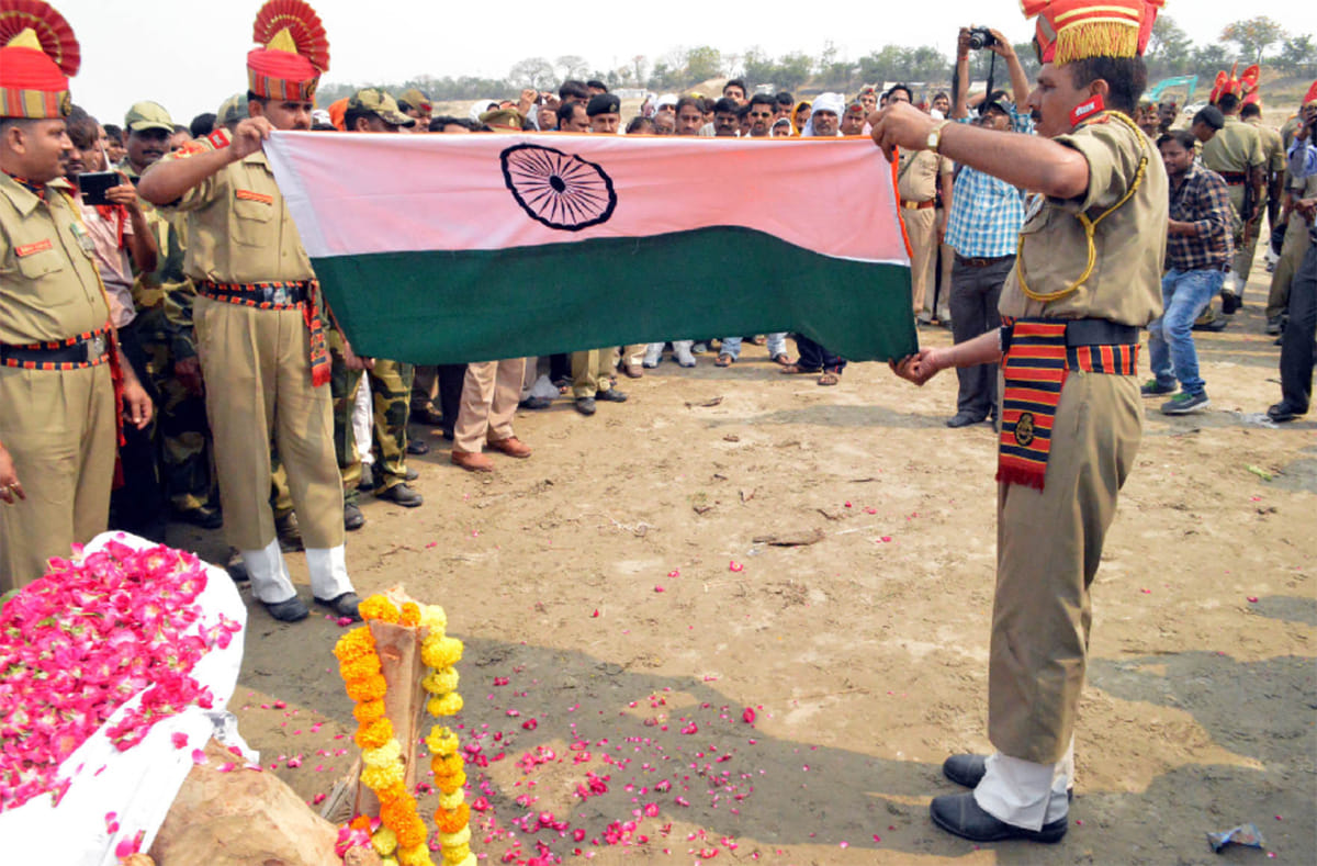 tribute given to girish kumar shukla