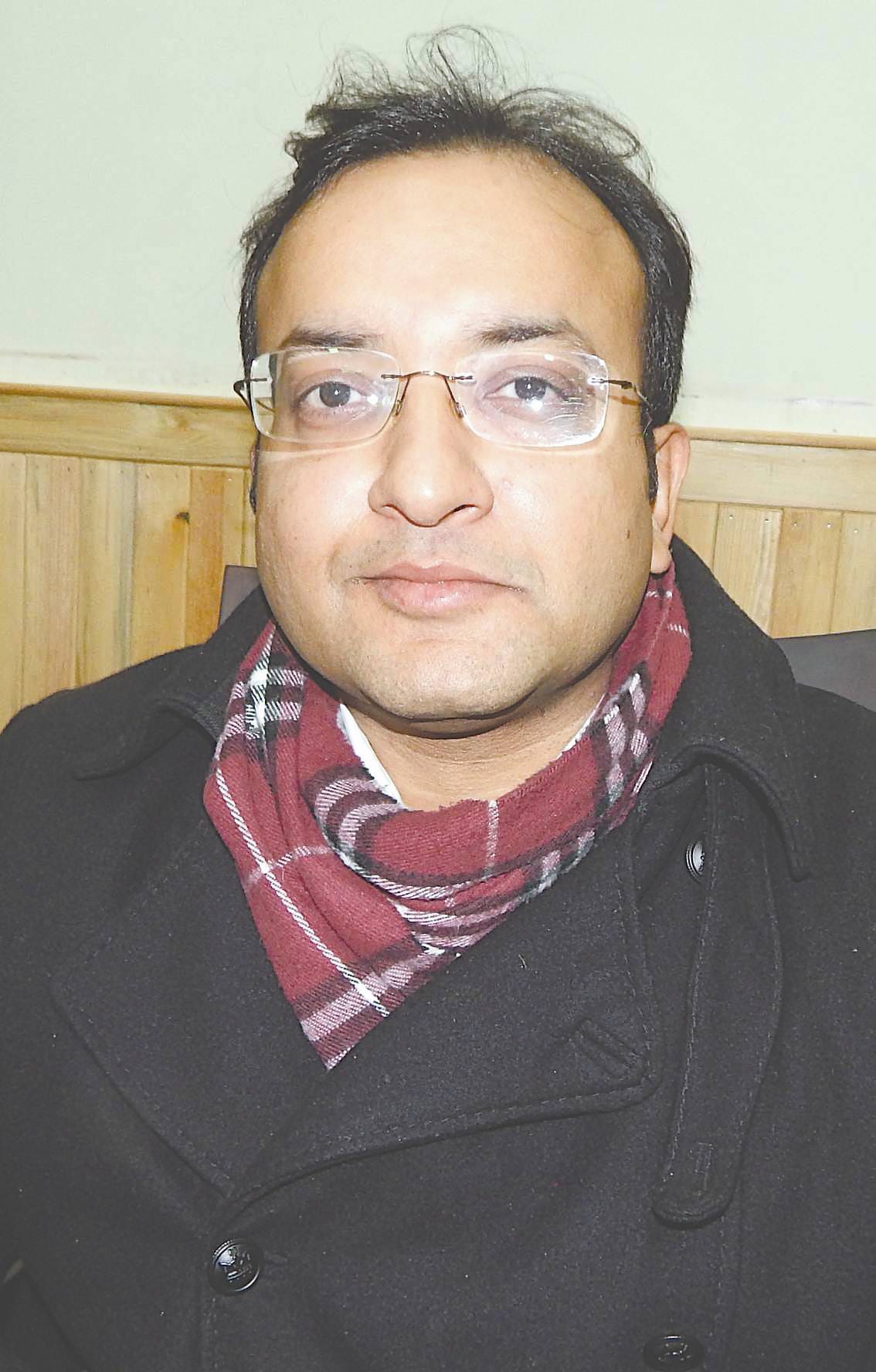 Akshat Gupta's ashes were flows in Ganga