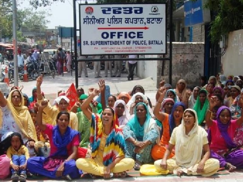 protest, traffic jam, no police action, batala