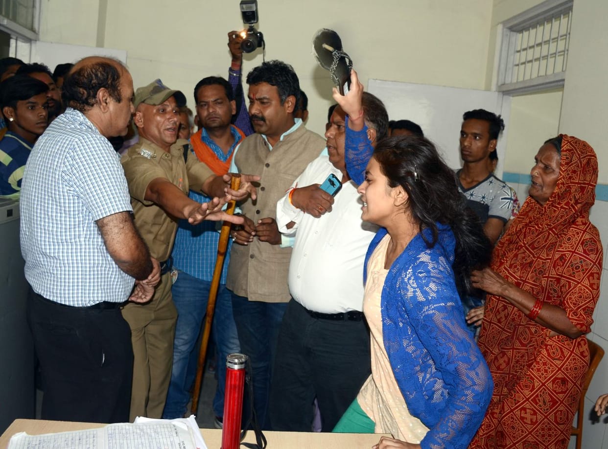 Dhuna partner to counsel women on indecency