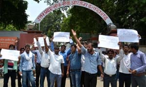 To make PCS Pre again students gathering on the Commission 