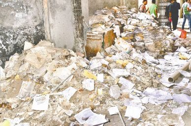 How will get the degree,  University missed 9500 invoices