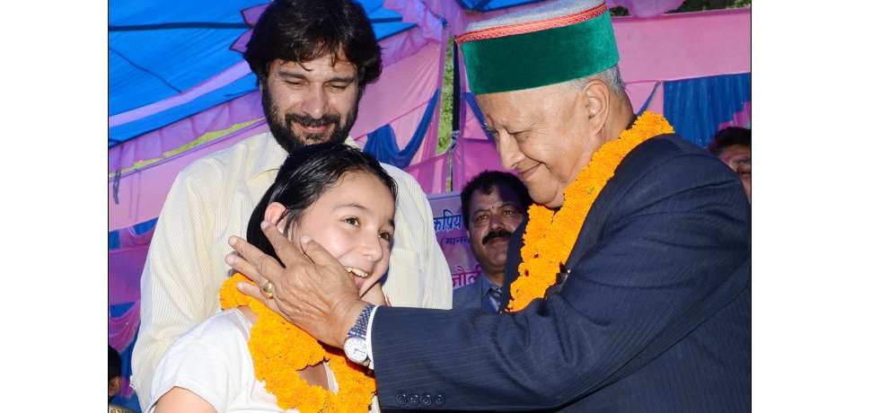cm virbhadra singh laid foundation stone of sanjauli and lakkar bazar school