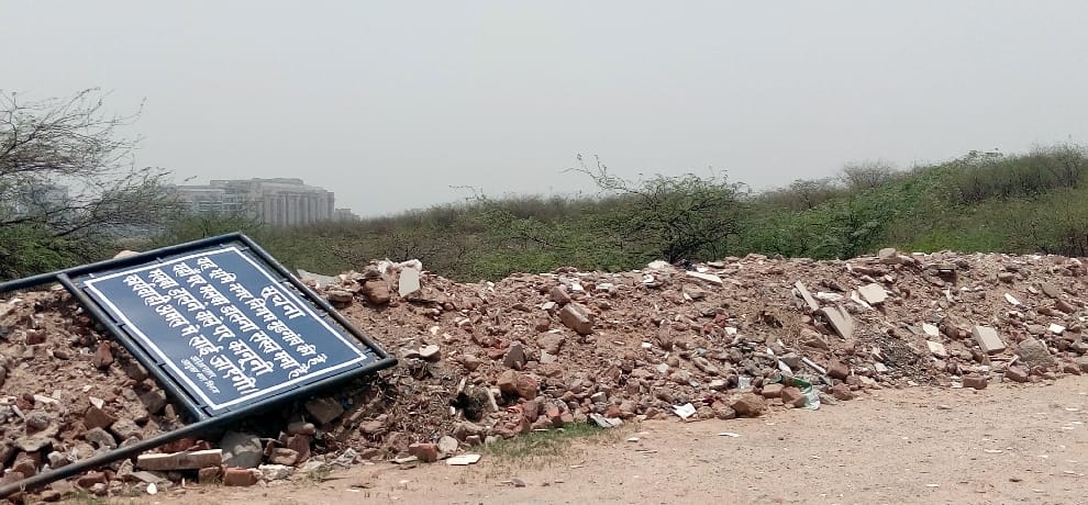 NGT do not follow orders, to be inserted into the open in the Aravali debris