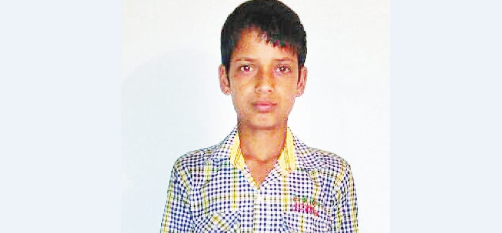 13 years old boy saved a children from tank.
