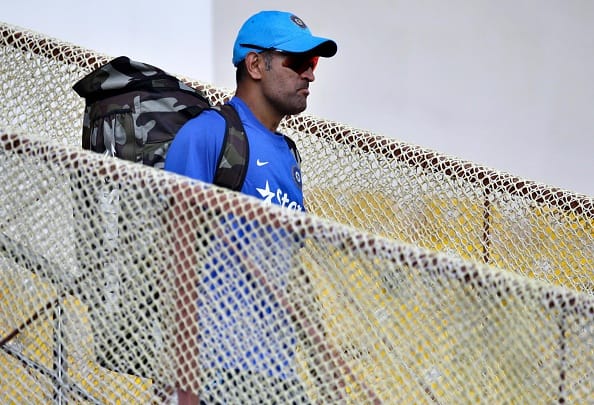 Can MS dhoni cleen sweep in Zimbabwe?