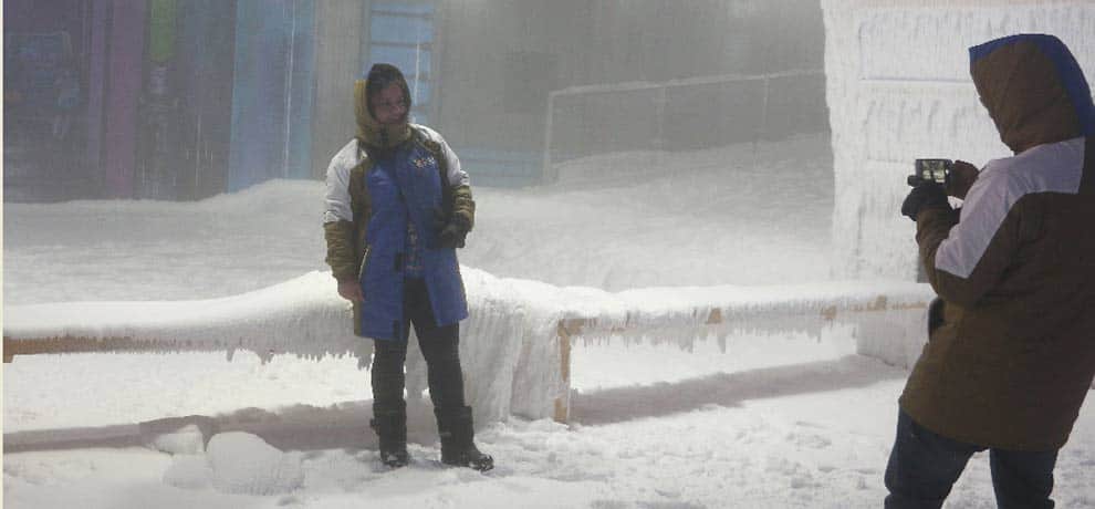 play with snow and sea in this city of ncr