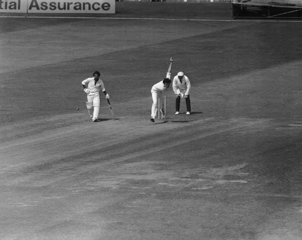 When Sunil Gavaskar play very slow innings in ODI World Cup