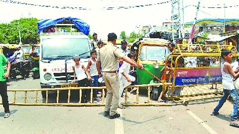 The second day was not electric, highway jam