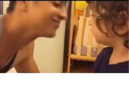 sharukh khan son kissed 