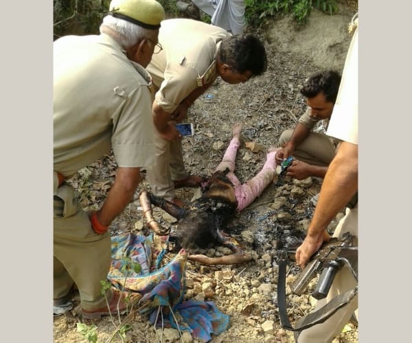 Police found a body of a woman in barabanki.
