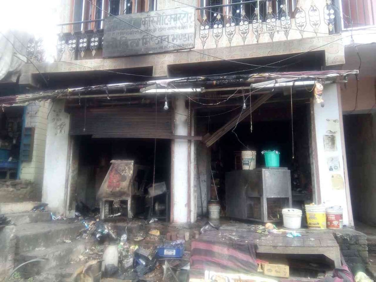fire in shop, patta