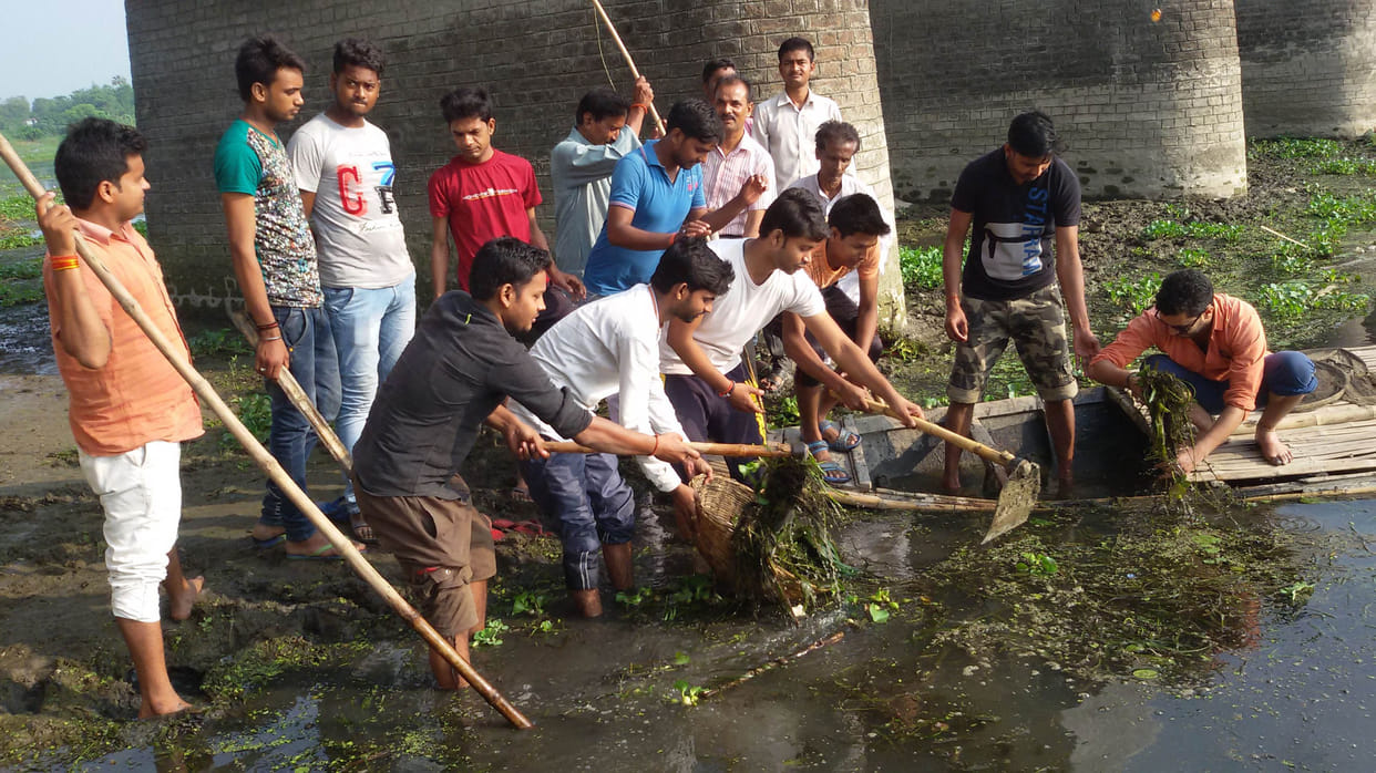 Young went to clean up the garbage in the river