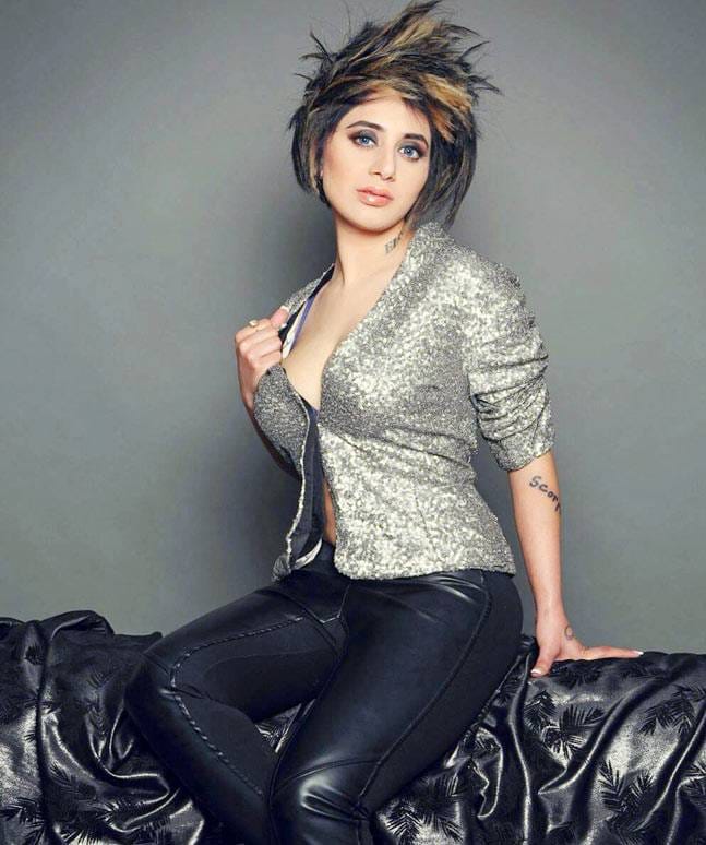 Emraan Hashmi co-star Alisa Khan found living on Delhi streets