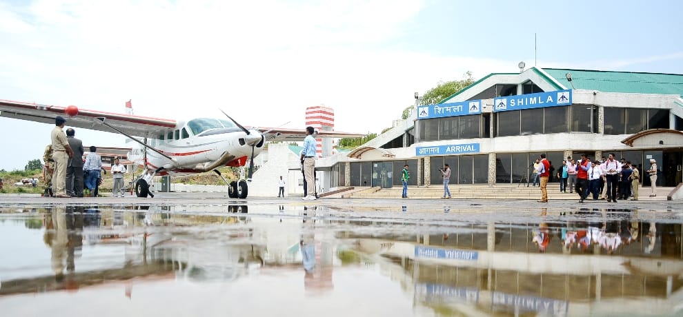 Air service opened for shimla after four years.