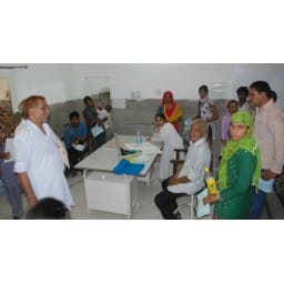 hospital on ventilater doctor and patient behal