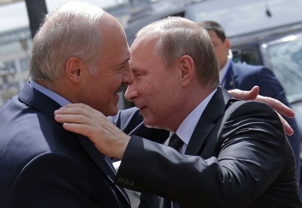  putin's bedroom secret goes viral
