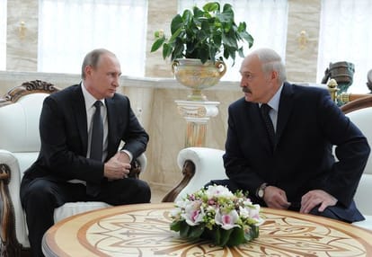  putin's bedroom secret goes viral