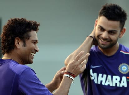 when kohli gift a unique thing to sachin in farewell test