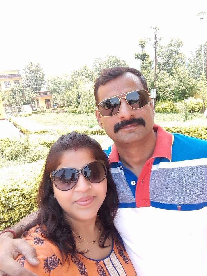 cop's wife hangs herself from bathroom shower