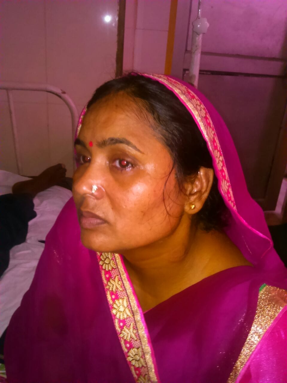 loot in retired army man's home in faizabad