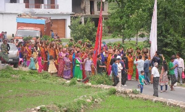 Derived procession of the statue of Nandi Maharaj