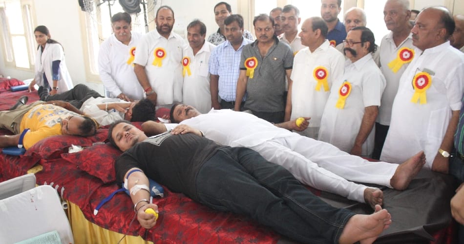 blood donation camp, amar ujala blood donation camp, amar ujala foundation