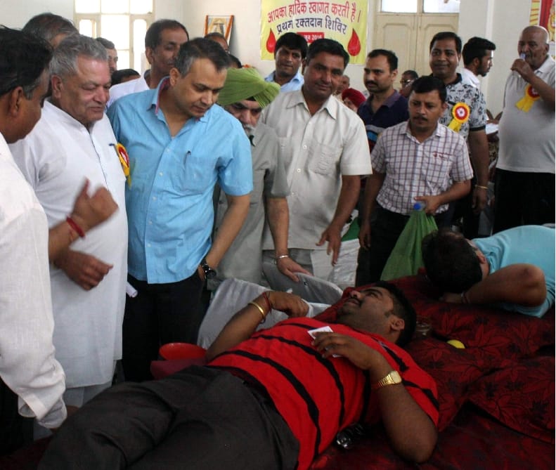 blood donation camp, amar ujala blood donation camp, amar ujala foundation